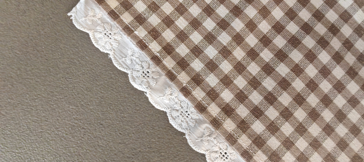 Tovaglietta colazione Vichy con pizzo – fatta a mano in cotone – personalizzabile